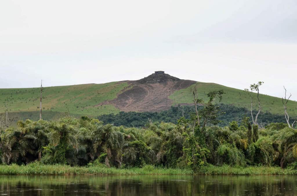 Ekoti Ya Monseigneur Mountain